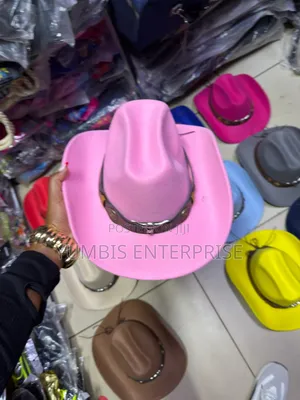 Coboys and Cowgirl Hats Stylish and Modest at 1000