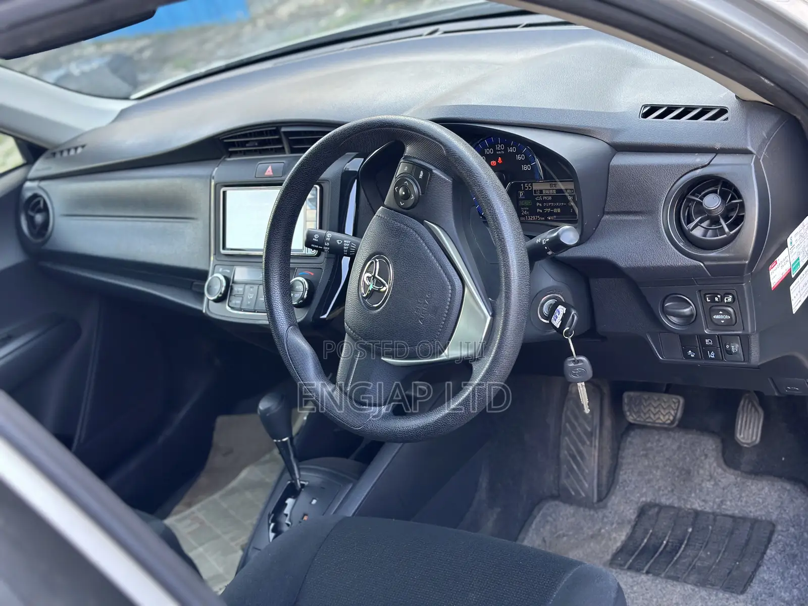 Toyota Axio 1.5 Hybrid 2WD 2019 Silver