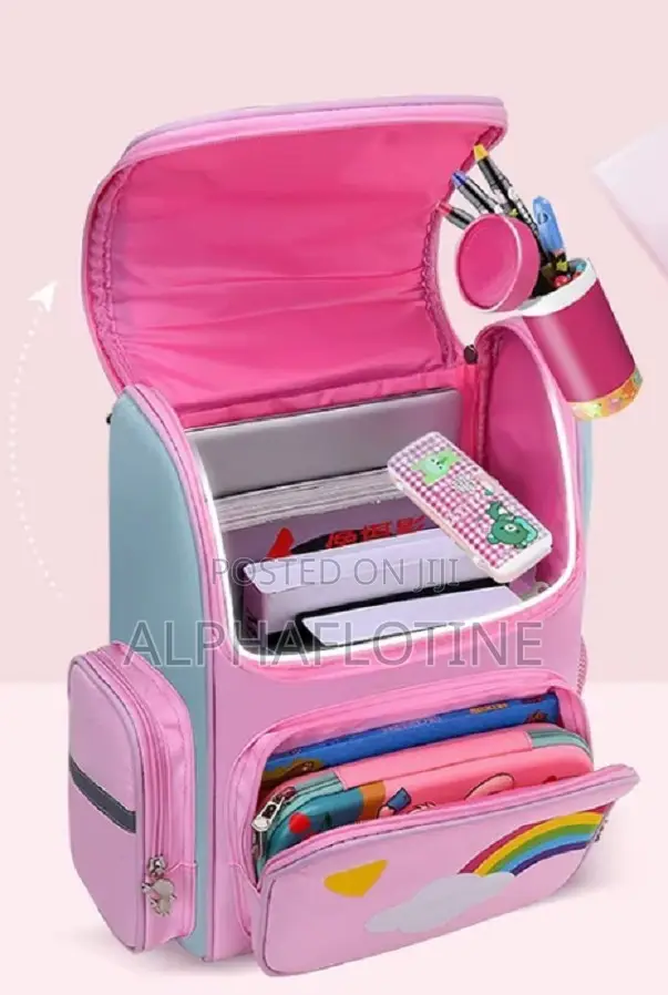 Spacious School Bag Built for Comfort, Strength and Everyday Learning