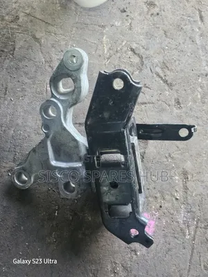 Gear Box Mounting Daihatsu Mira