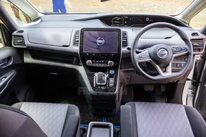 Nissan Serena 2019 White
