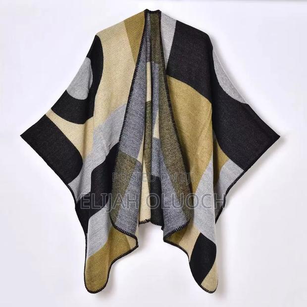 Multicolored Women's Geometric Wrap Shawl/Poncho - thumbnail 2