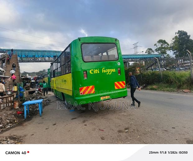Isuzu FRR 2015 Green - thumbnail 2