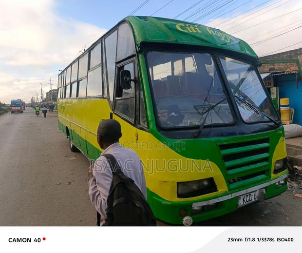 Isuzu FRR 2015 Green - thumbnail 4