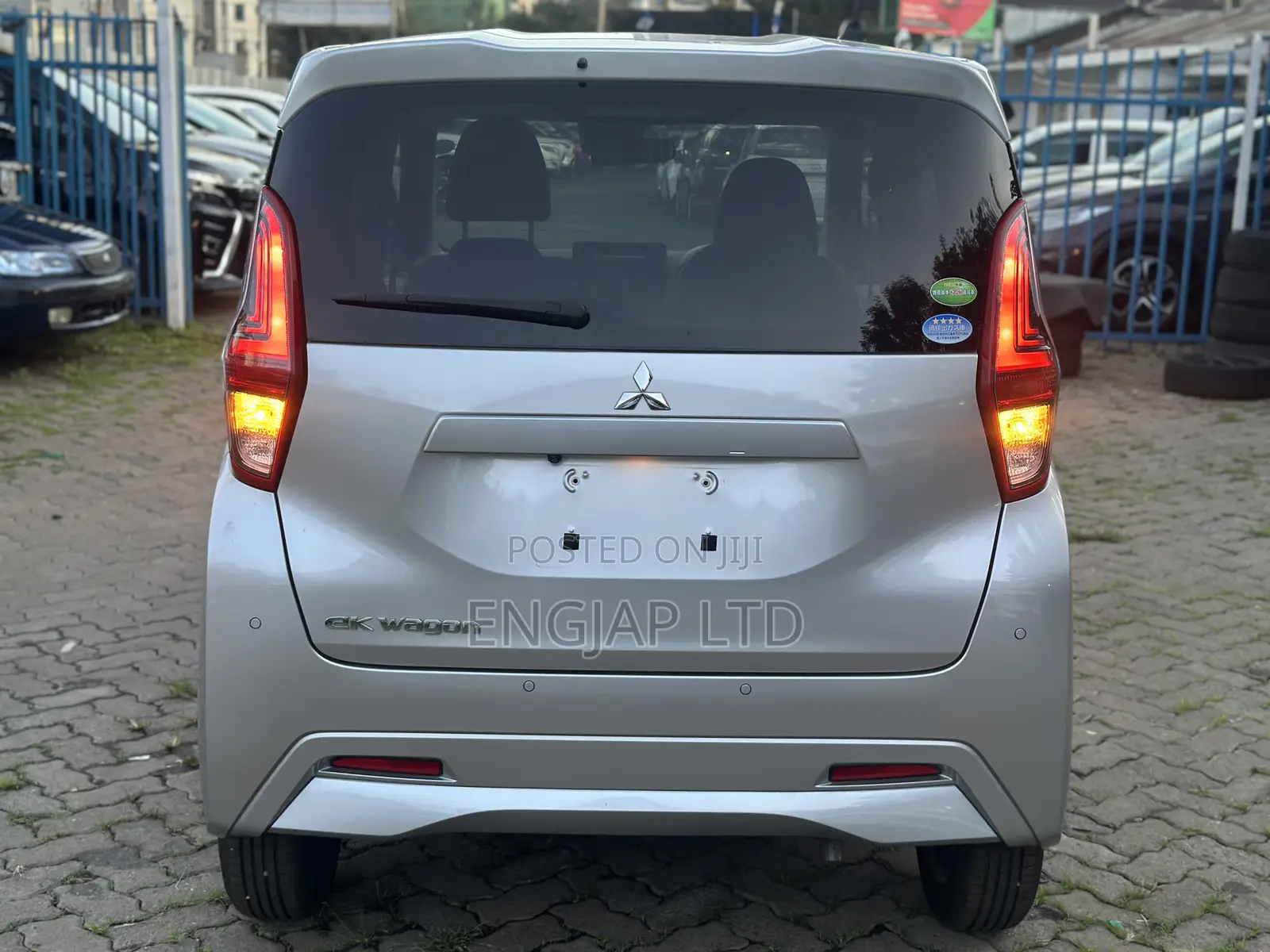 Mitsubishi EK Wagon 660 FWD 2020 Silver