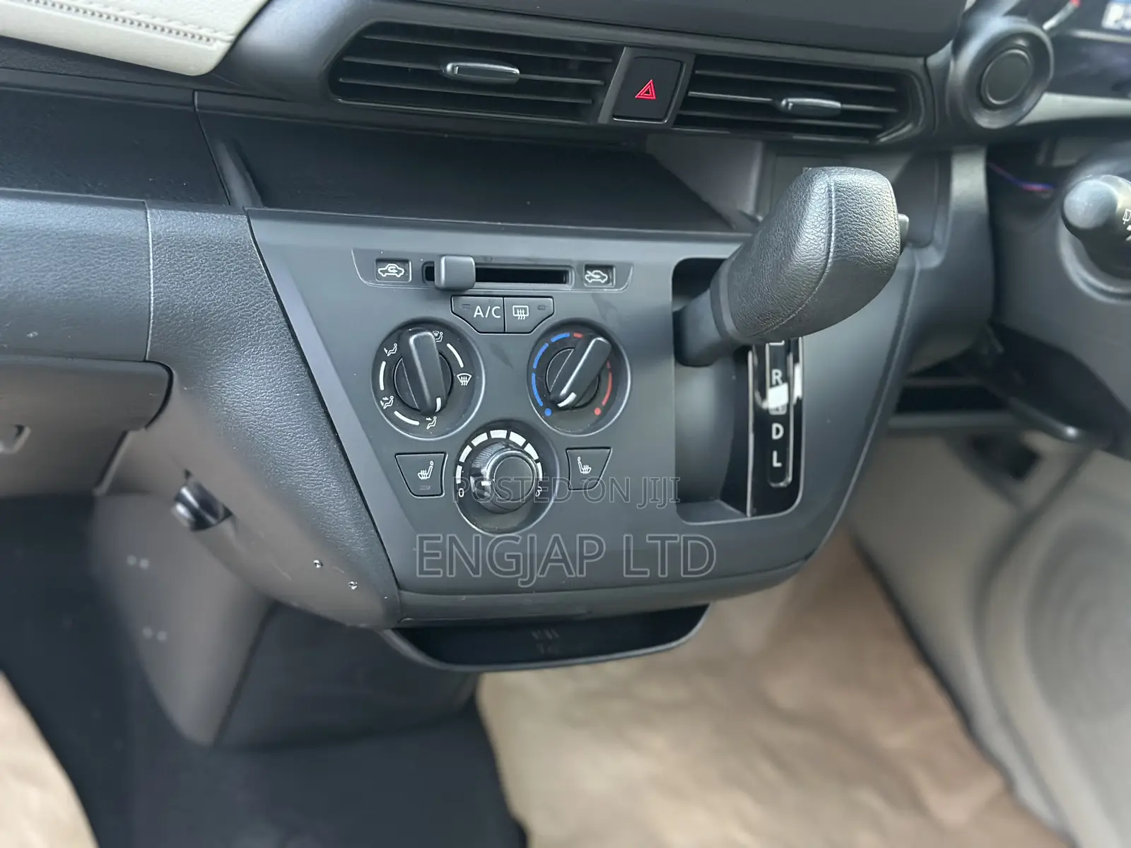Mitsubishi EK Wagon 660 FWD 2020 Silver