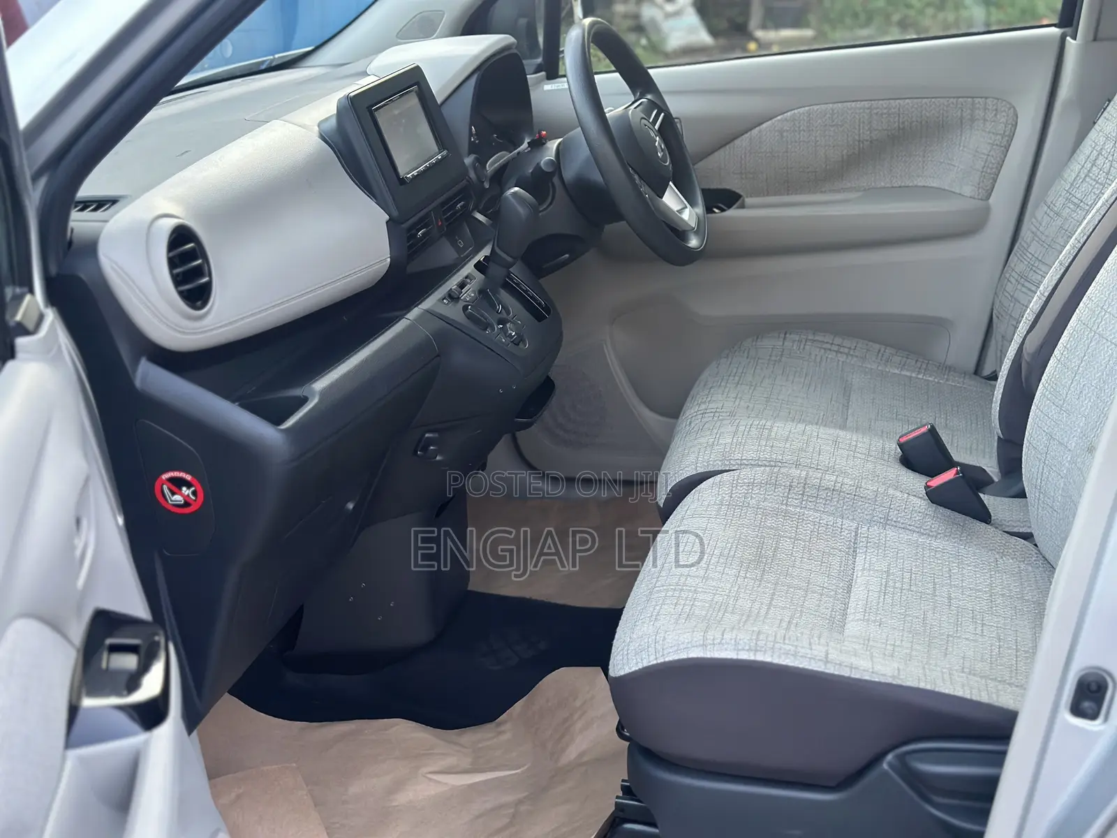Mitsubishi EK Wagon 660 FWD 2020 Silver