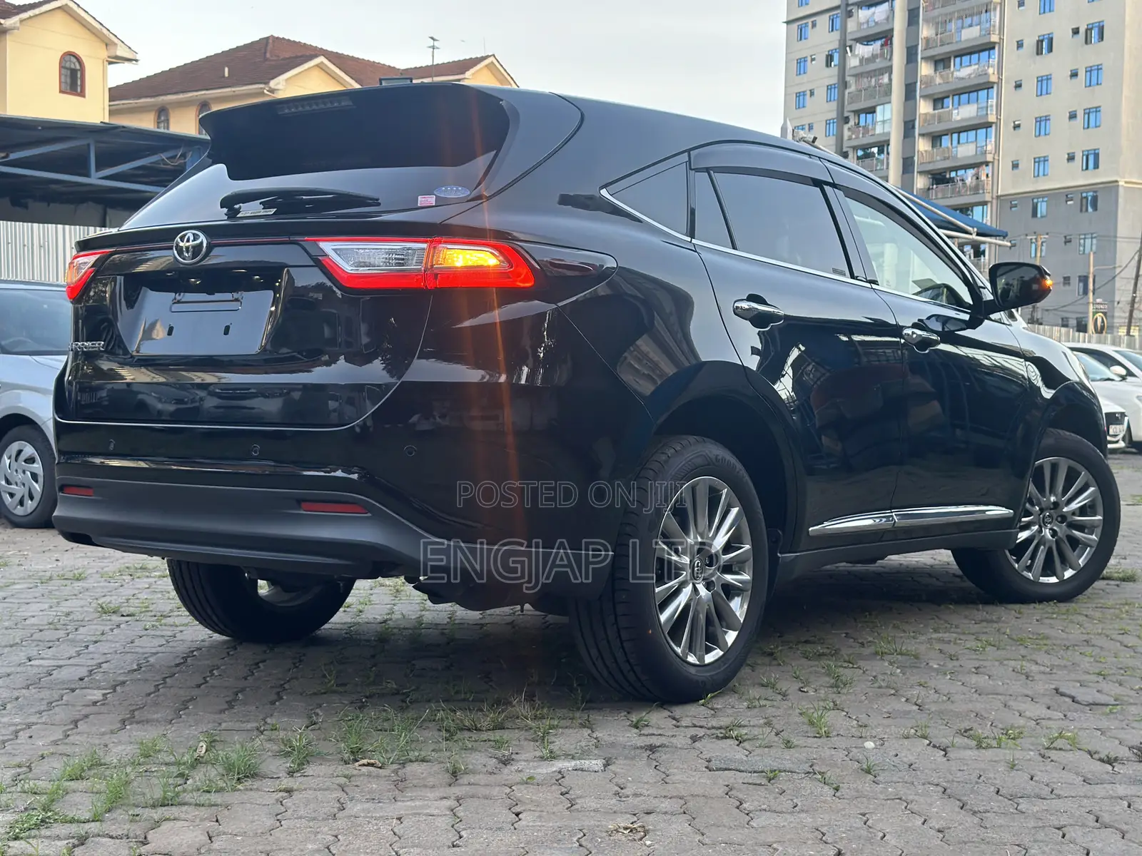 Toyota Harrier 2019 Black