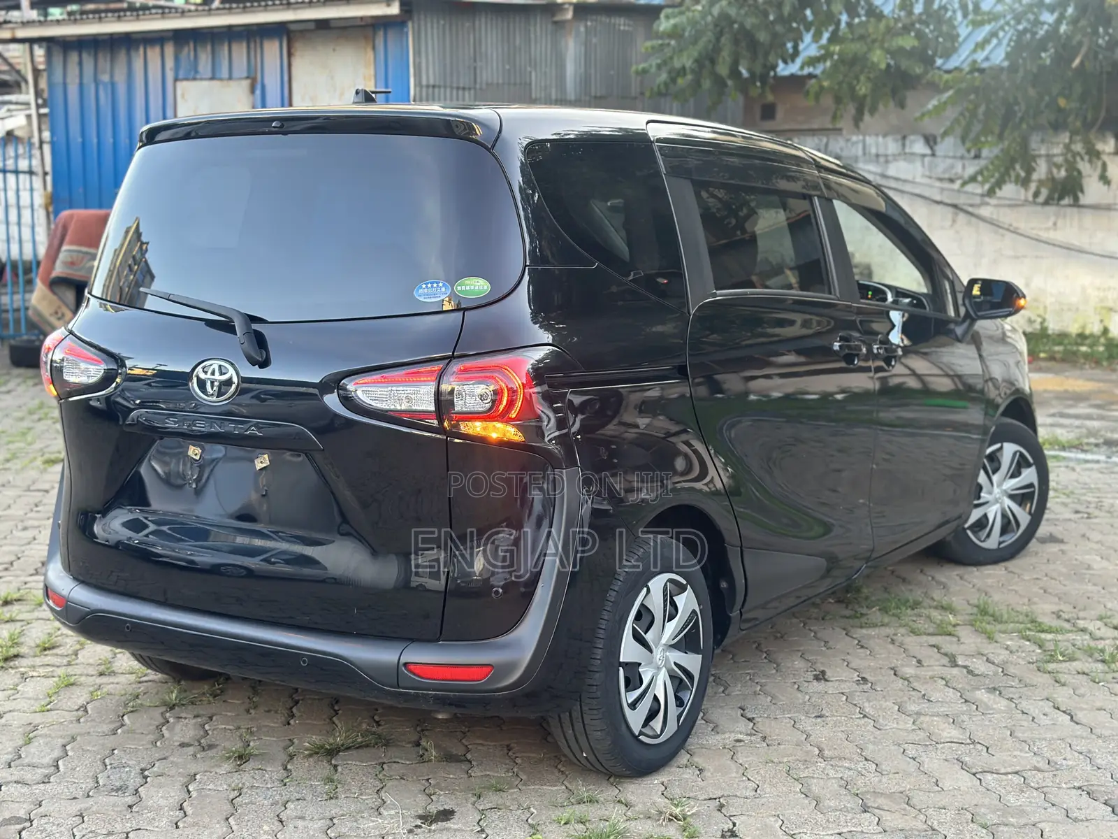 Toyota Sienta 1.5 FWD (6-seater) 2019 Black