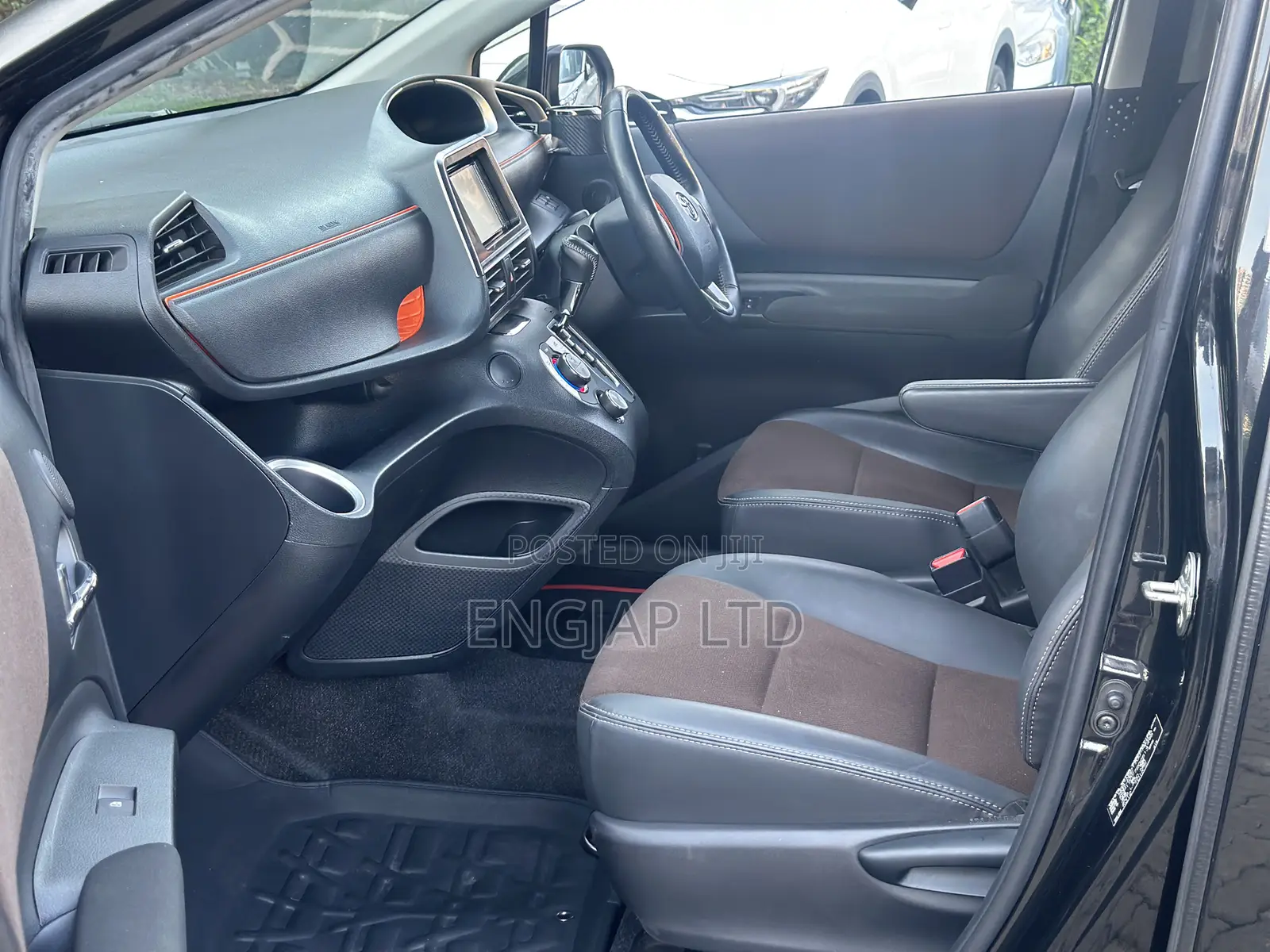 Toyota Sienta 1.5 FWD (6-seater) 2019 Black