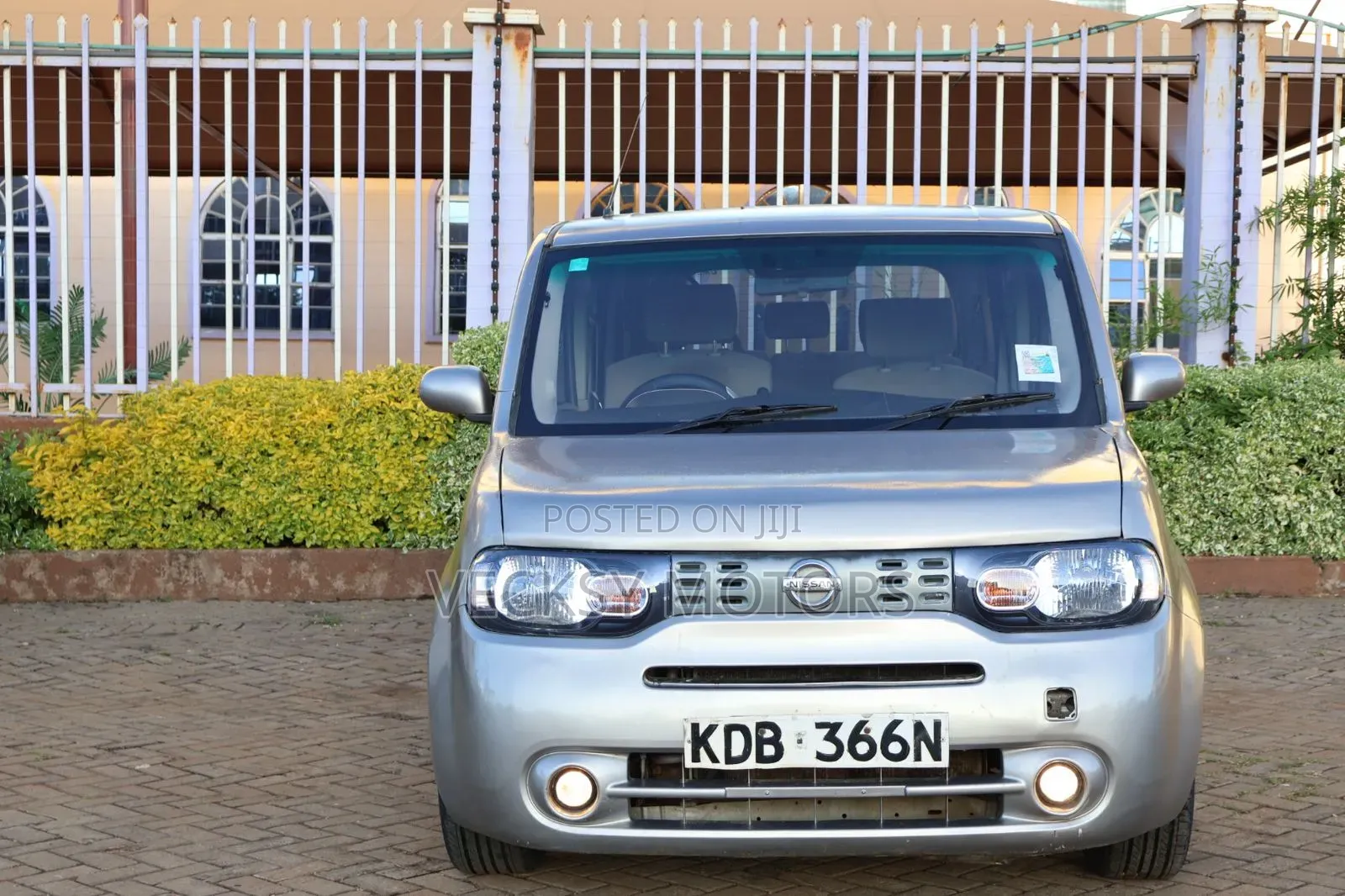 Nissan Cube 2013 Gray