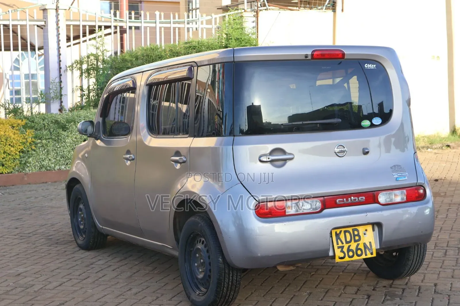 Nissan Cube 2013 Gray