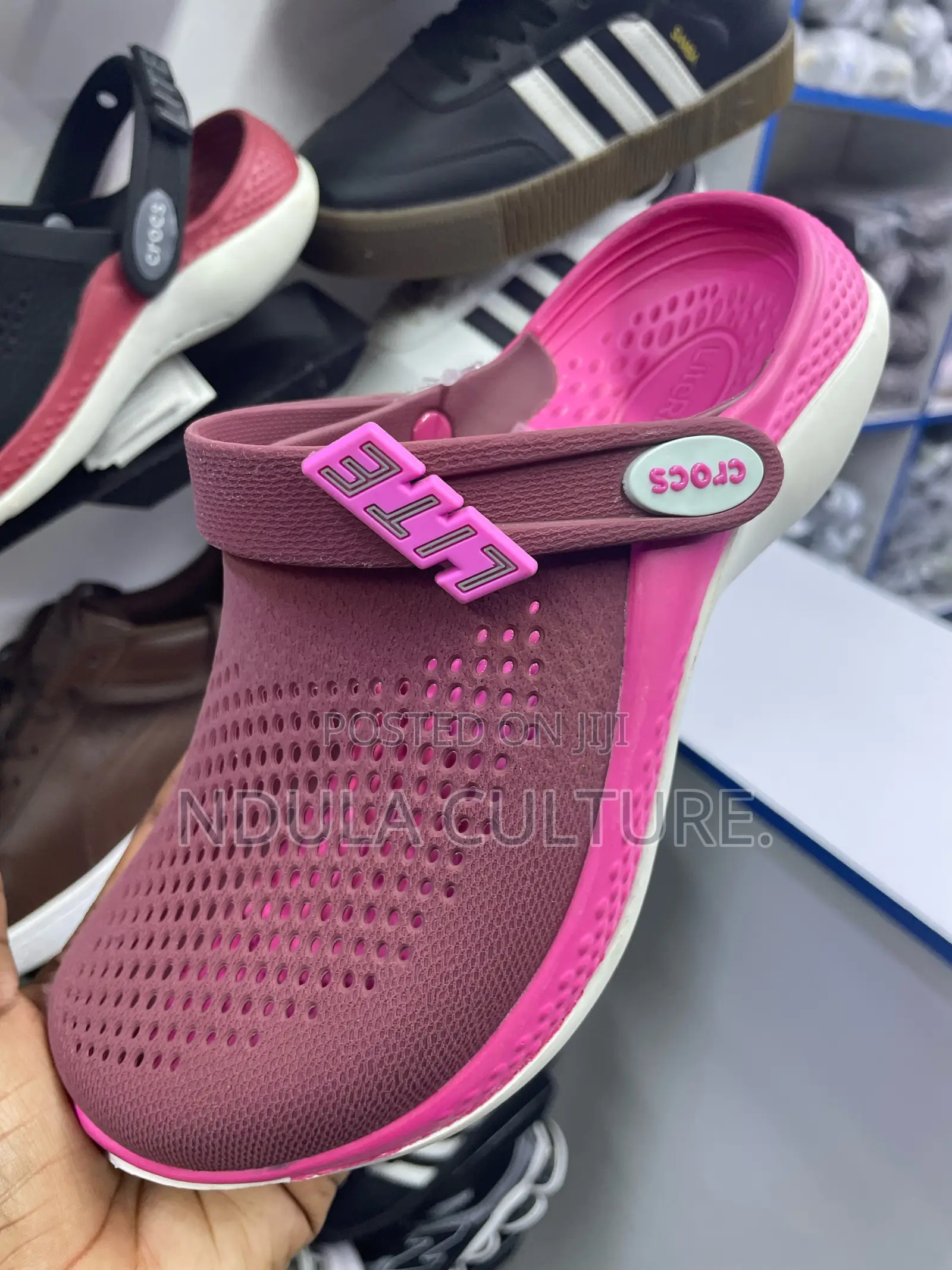 Crocs Lite // Ride 360 Clogs