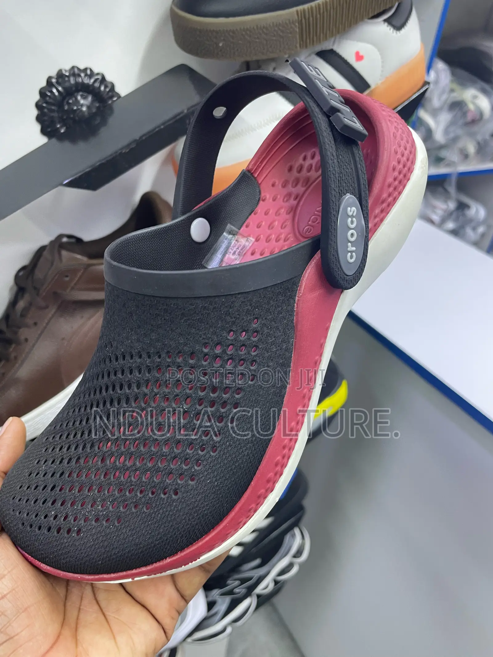 Crocs Lite // Ride 360 Clogs