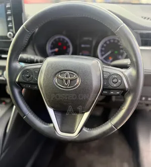 Toyota Harrier 2.0 2020 Pearl