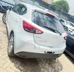 Mazda Demio 2019 Beige