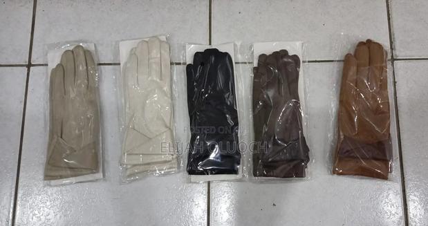 Free Size Women's Warm Thermal Winter Gloves - thumbnail 2