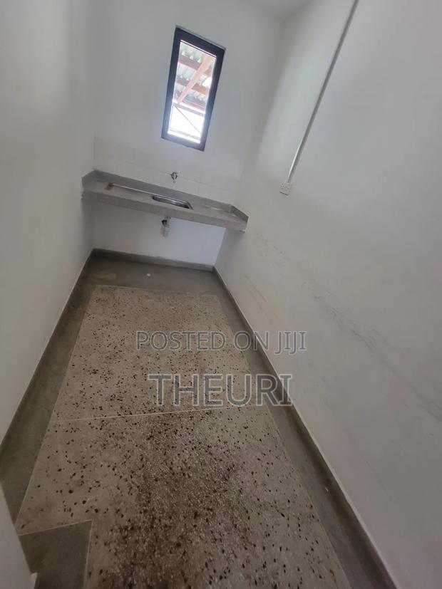 10,500 Square Feet Warehouse to Let in Syokimau - thumbnail 12