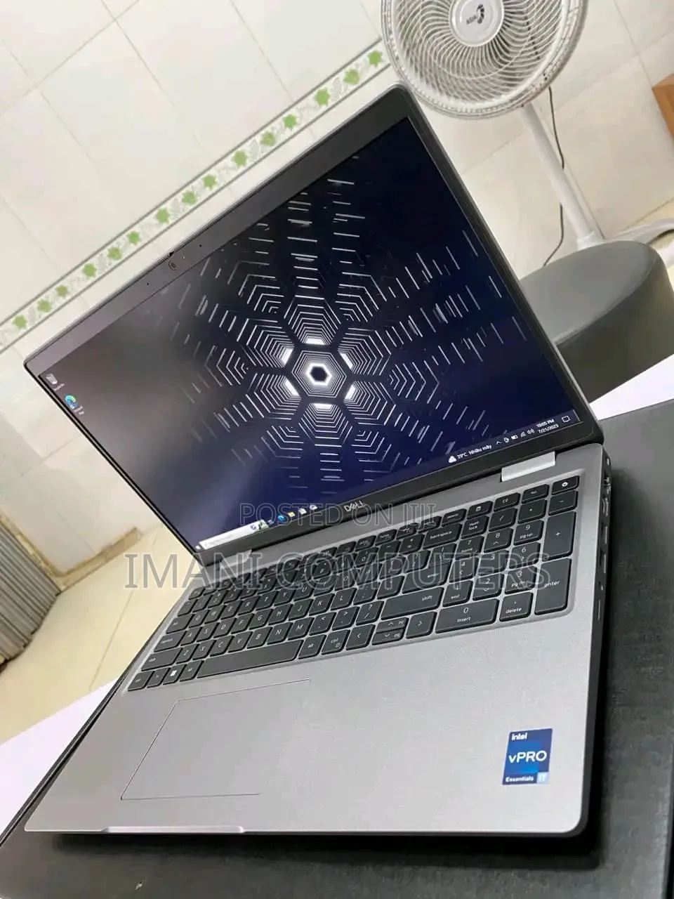 New Laptop Dell Precision 3580 16GB Intel Core i7 SSD 512GB