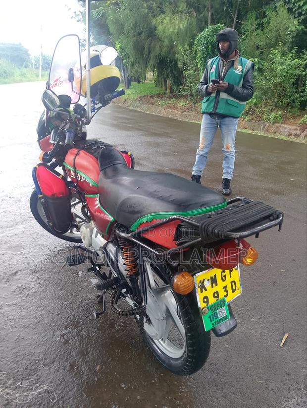 Bajaj Boxer BM100ES 2022 Red - thumbnail 2