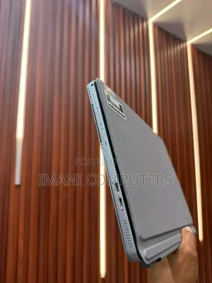 Laptop Dell Latitude 7200 2-in-1 16GB Intel Core i7 SSD 512GB