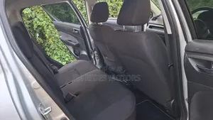 Suzuki Swift 2014 Silver