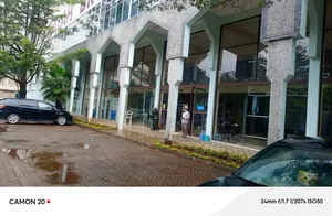 Show Room North Airport Road, and Office 5800 Sq Ft