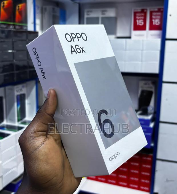 New Oppo Reno 256 GB Silver - thumbnail 2