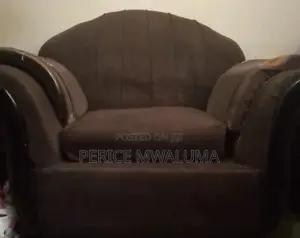 Selling a 5 Seater Sofa Set.