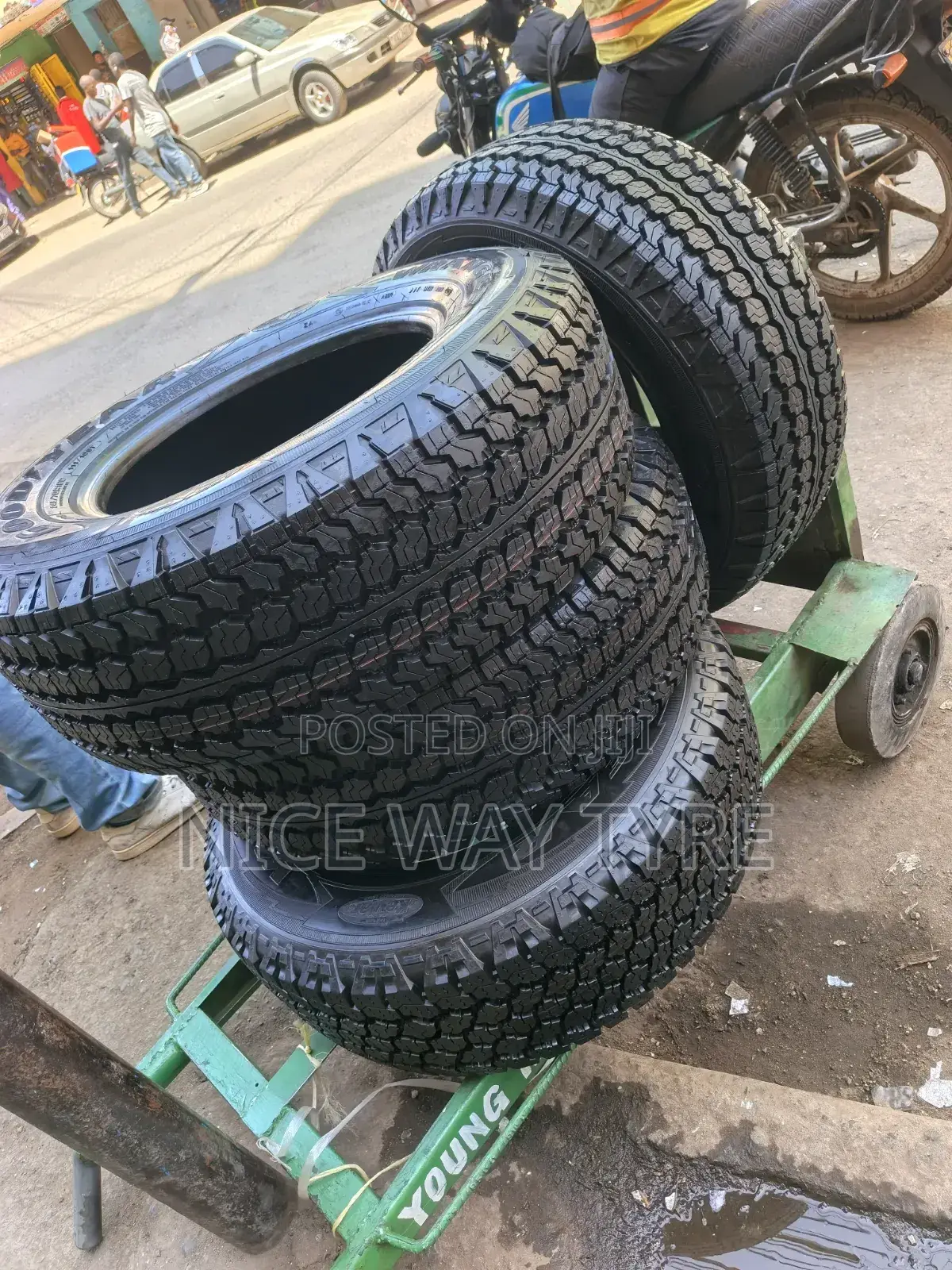 245/70r16 Goodyear