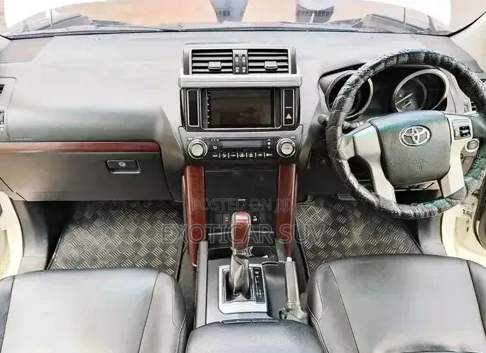 Toyota Land Cruiser Prado 2.8 D-4D 2016 White