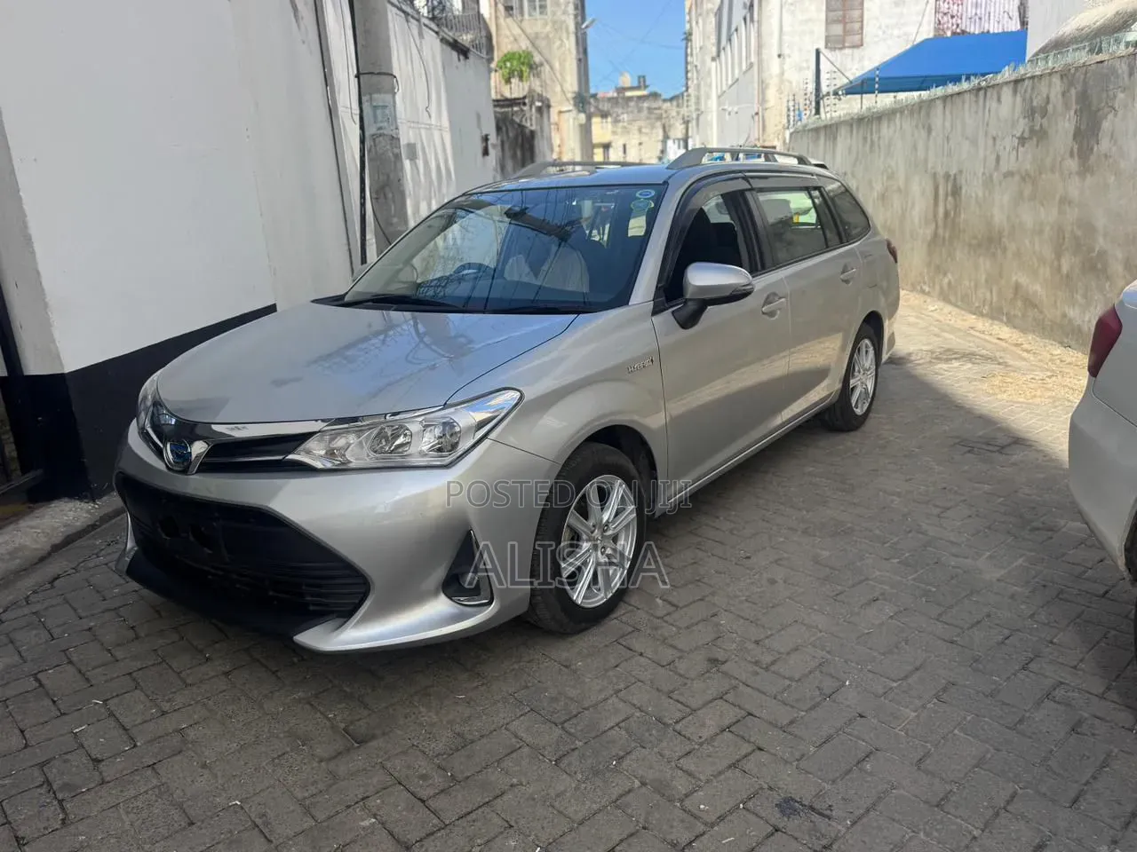 Toyota Corolla Fielder 2019 Silver