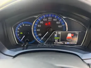 Toyota Corolla Fielder 2019 Silver
