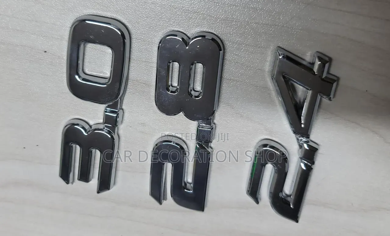 3.0/2.8/2.4 Chrome Badges