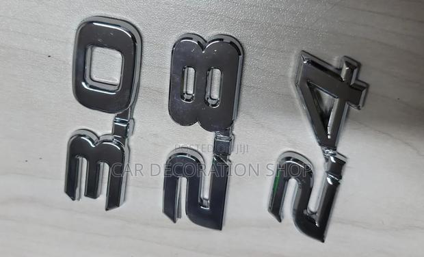 3.0/2.8/2.4 Chrome Badges