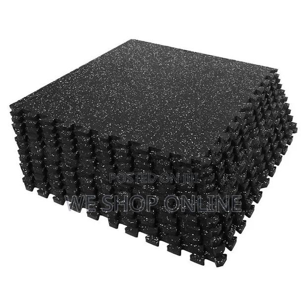 Interlocking Rubber Floor Mats - thumbnail 2