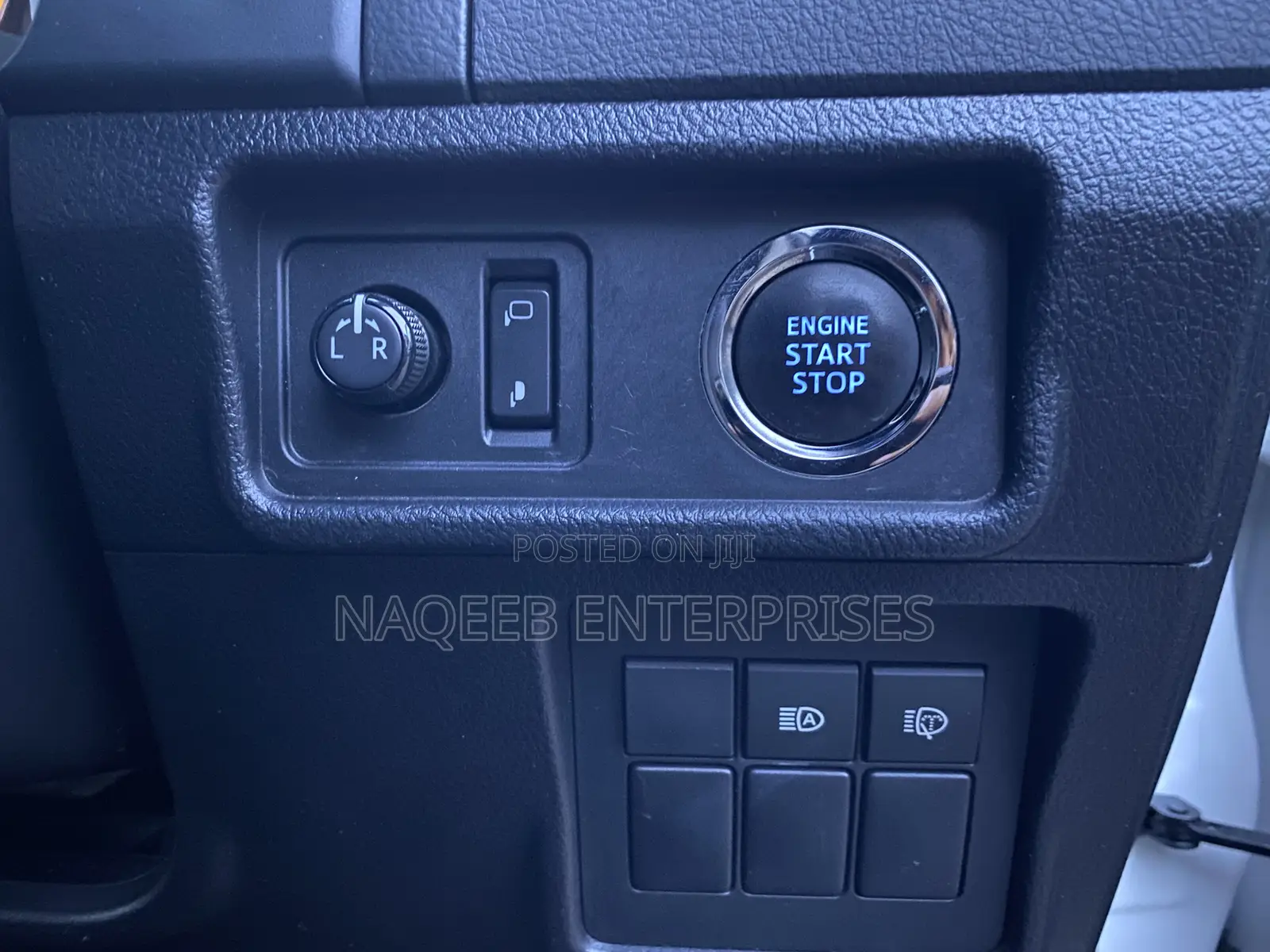 Toyota Land Cruiser Prado 2.7 2019 White
