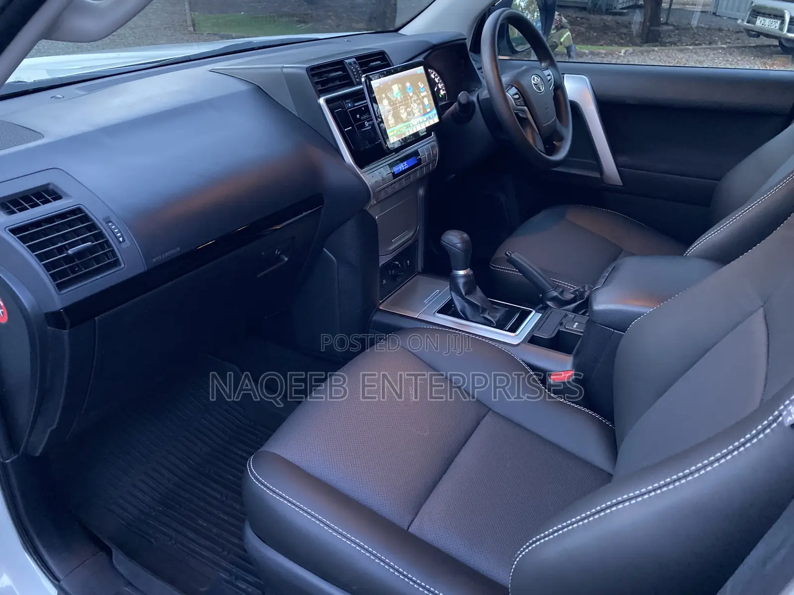 Toyota Land Cruiser Prado 2.7 2019 White