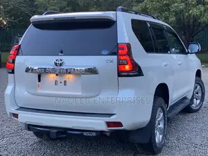 Toyota Land Cruiser Prado 2.7 2019 White