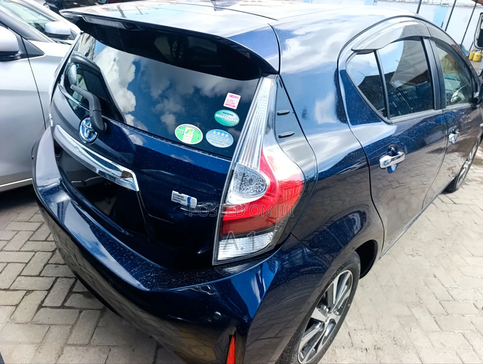 Toyota Aqua 2019 Blue