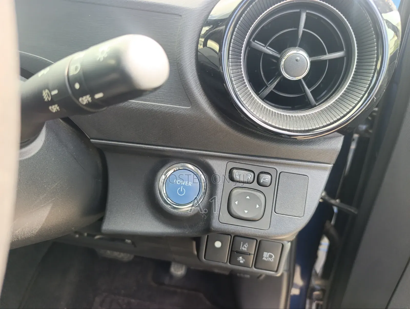 Toyota Aqua 2019 Blue