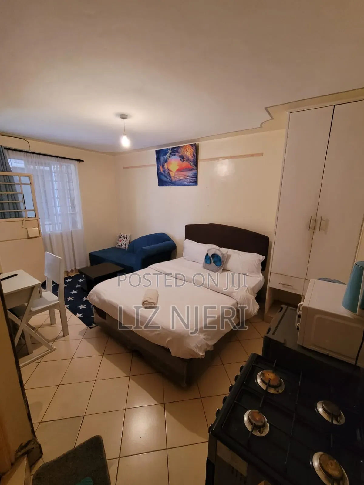 Airbnb Furnished Studio in Southb