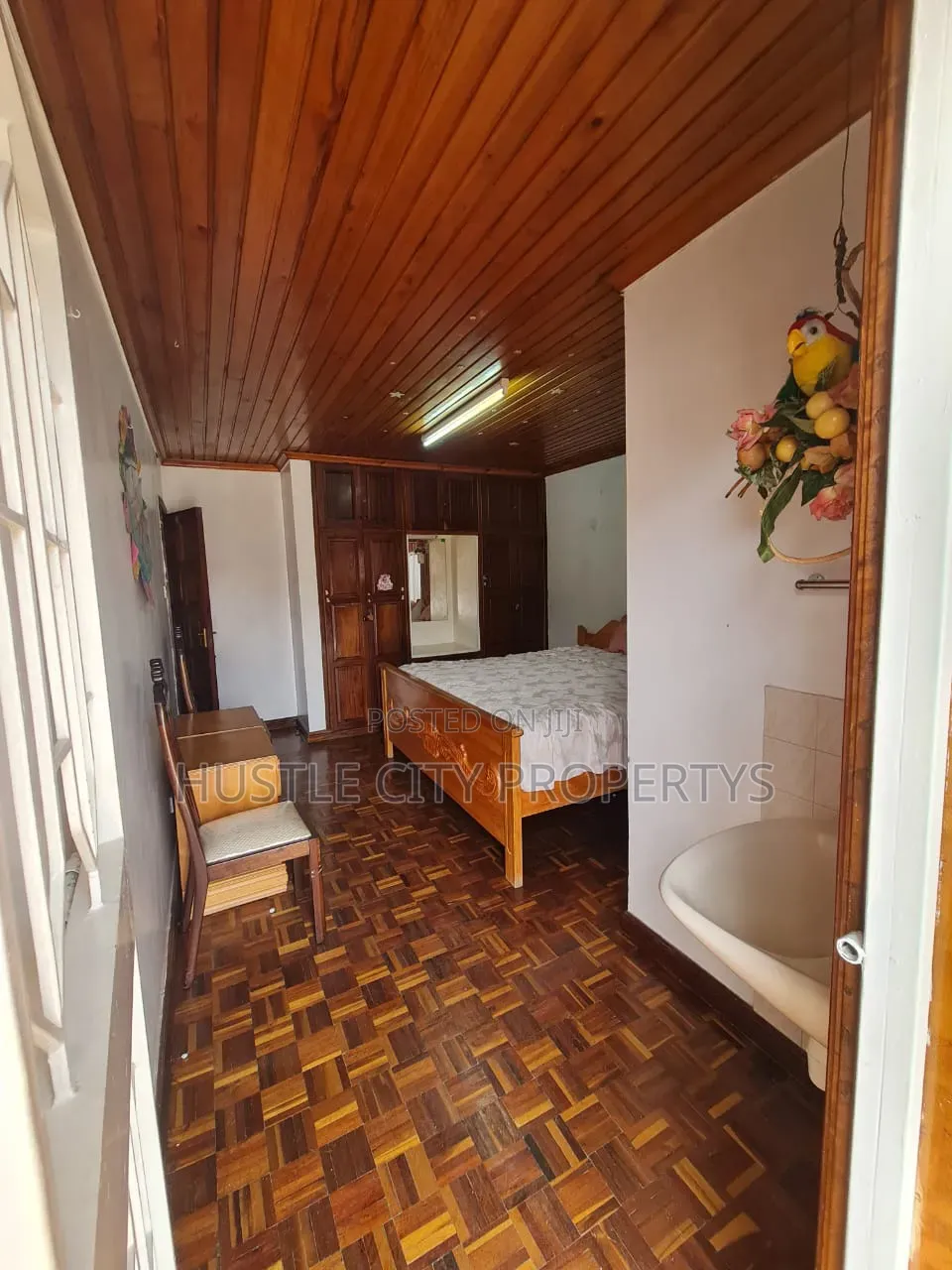 Furnished 5bdrm Mansion in Raha Estate, Raphta Road Area for rent