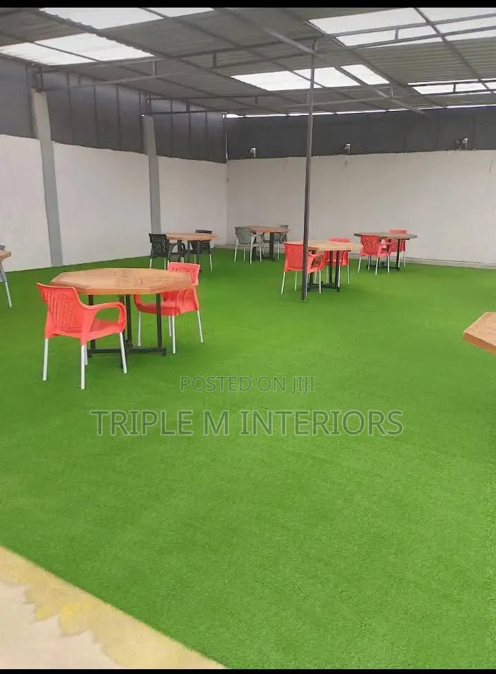 Achieve a Clean, Green Outdoor Look With Turf Grass Installation
