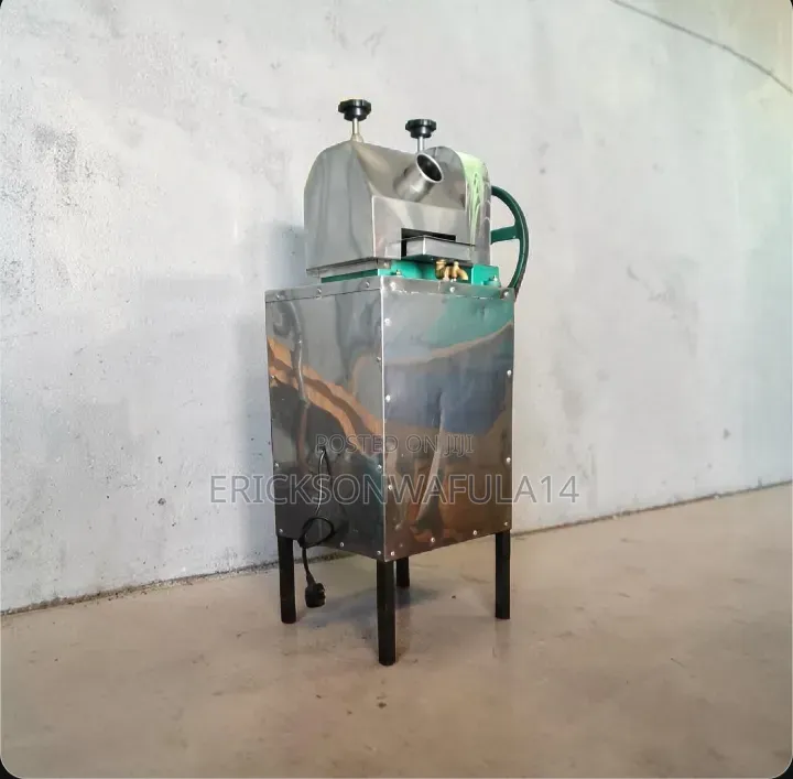 Sugarcane Juice Extractor Machine