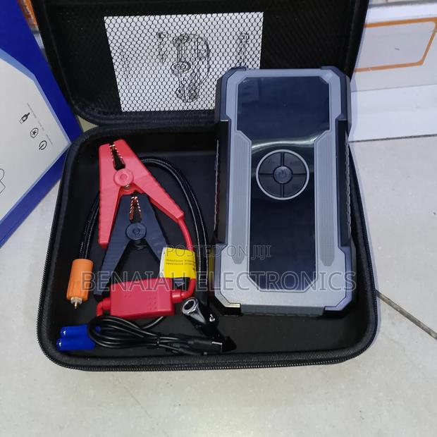 Powerful Car Jumpstarter Fitted With Emergency Power Inflator Torch - thumbnail 2