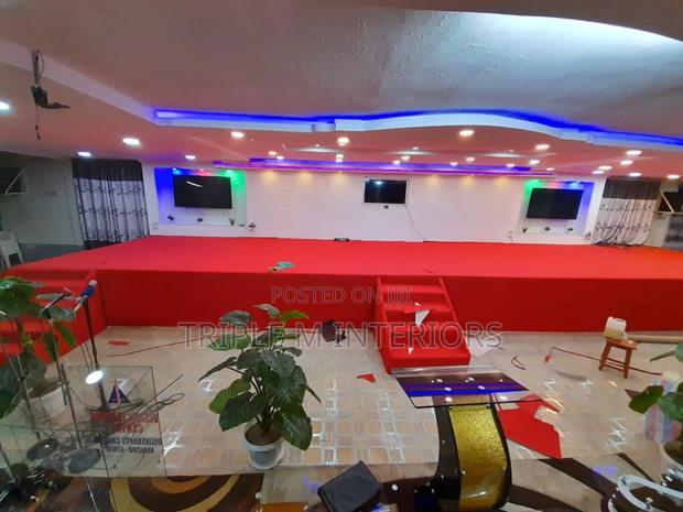 Create a Refined Altar Look With Red Delta Carpet Elegance