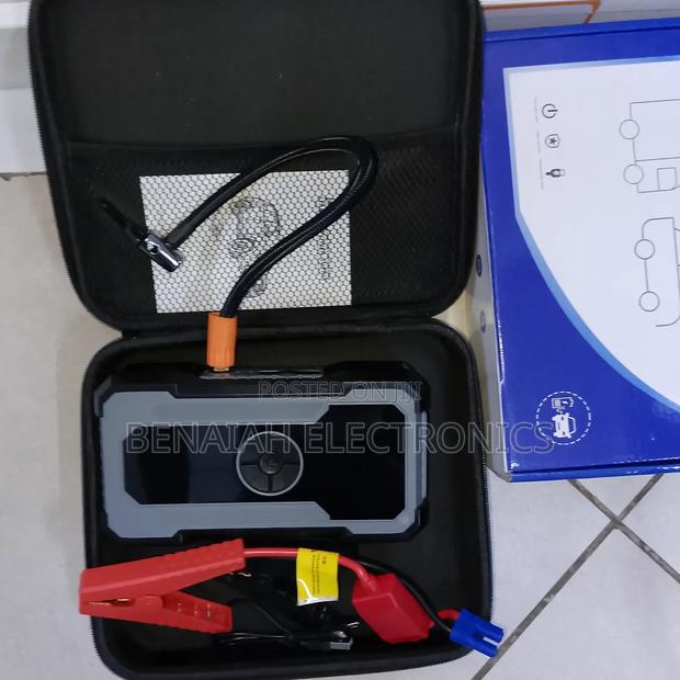 Car Jumpstarter With Inbuilt Inflator, Led Power Display Flash Light
