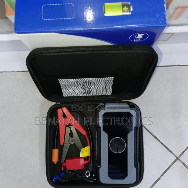Car Jumpstarter With Inbuilt Inflator, Led Power Display Flash Light - thumbnail 3