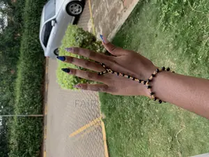 Black Hand Chain